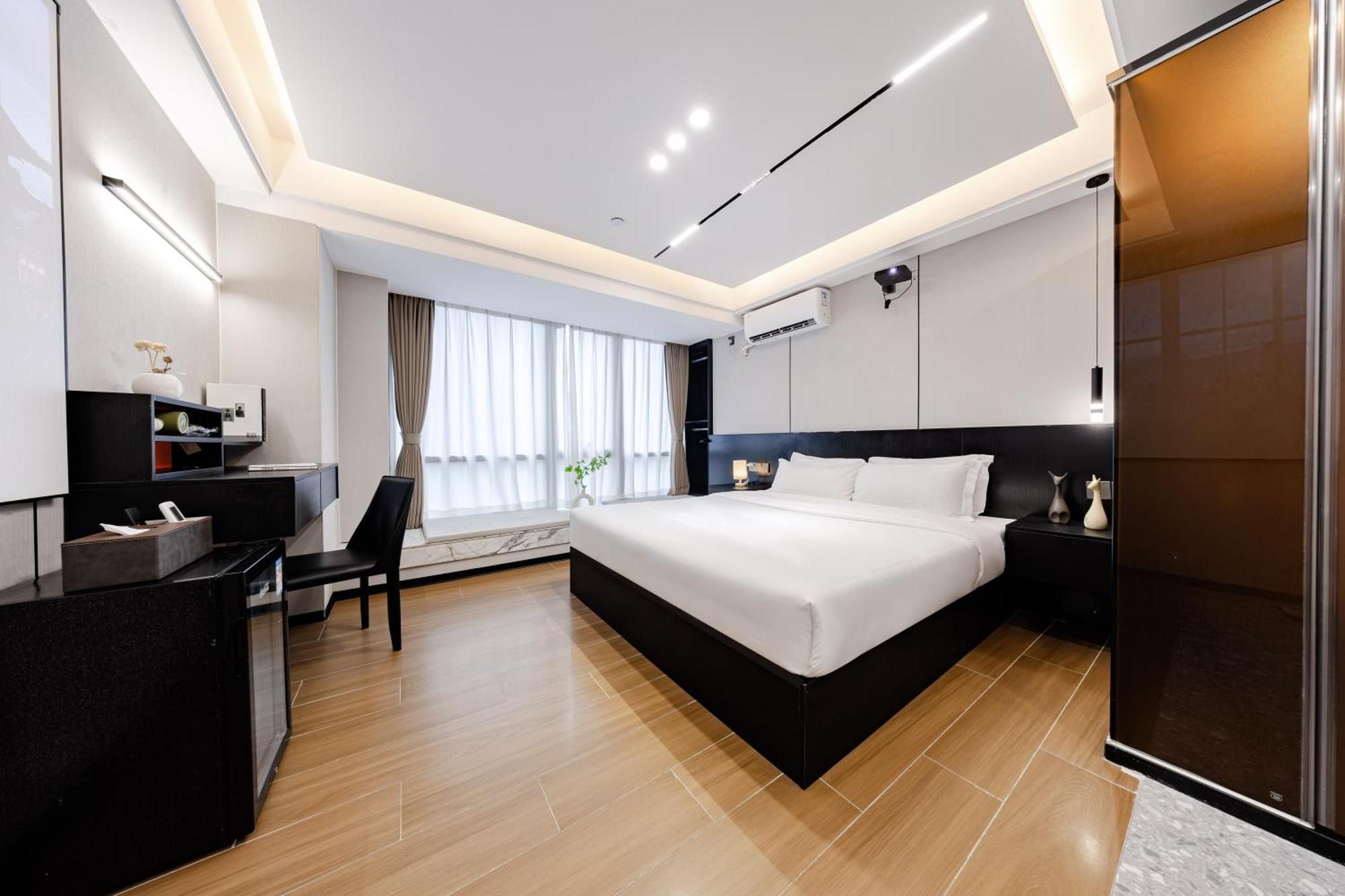 Yu Manju High-Floor Huge-Screen Audiovisual Hotel-Guangzhou Tower Zhujiang New Town Sports West Road Branch المظهر الخارجي الصورة