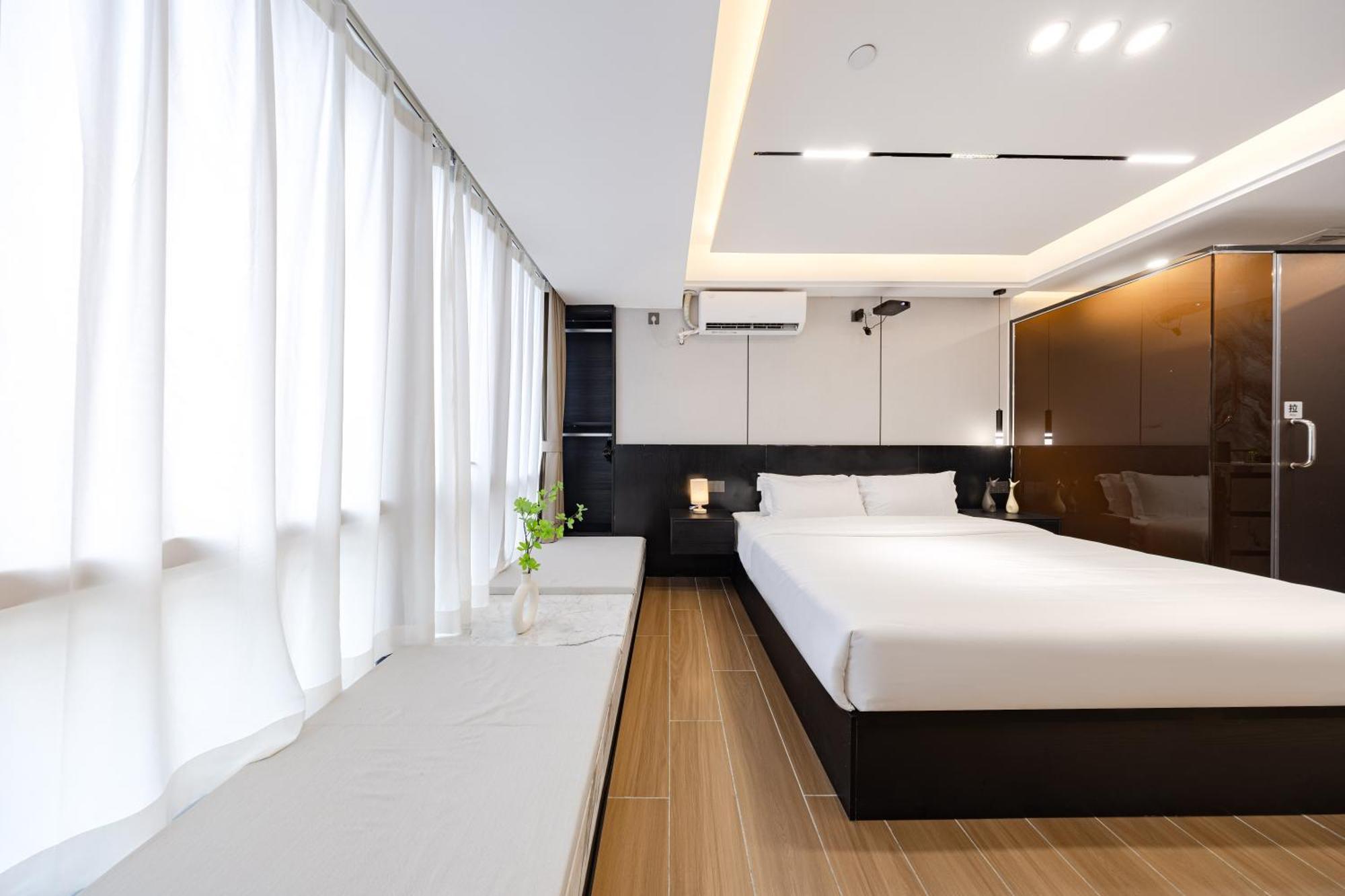Yu Manju High-Floor Huge-Screen Audiovisual Hotel-Guangzhou Tower Zhujiang New Town Sports West Road Branch المظهر الخارجي الصورة